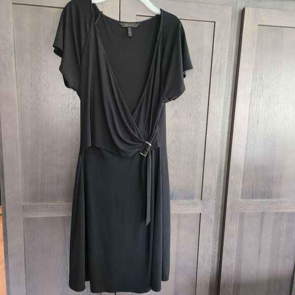 BCBG MAX AZRIA Black Faux Wrap Dress Belted Waist V-Neck Plunge & Short Sleeves - Picture 4 of 16